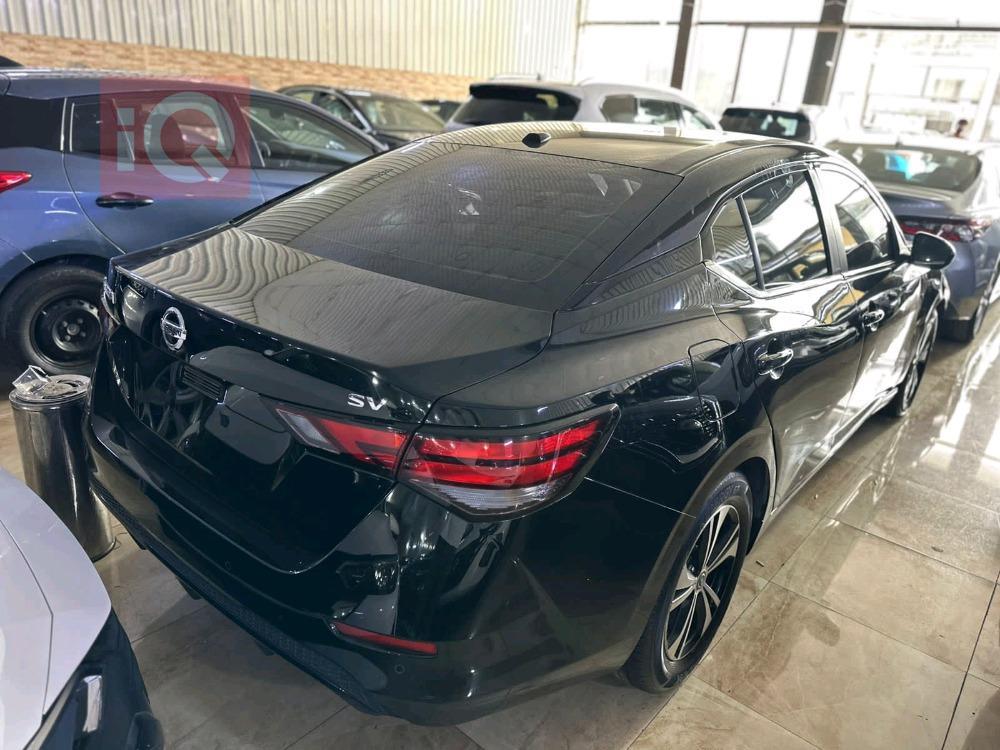 نیسان سێنترا